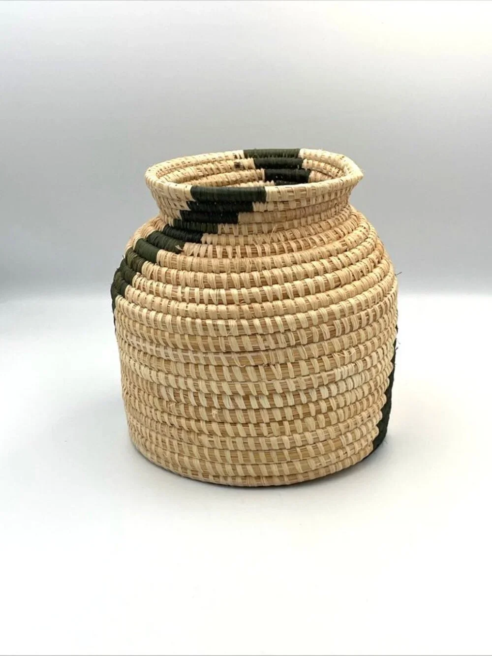 Hand Woven Natural Basket Coiled Beige &‎ Green Decor Neutral
